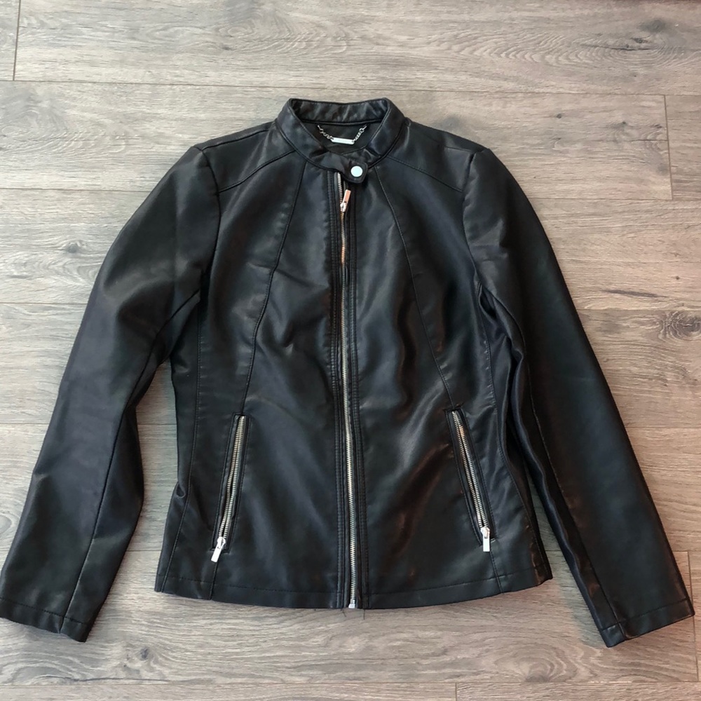 Women’s faux leather jacket